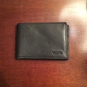 Tumi wallet